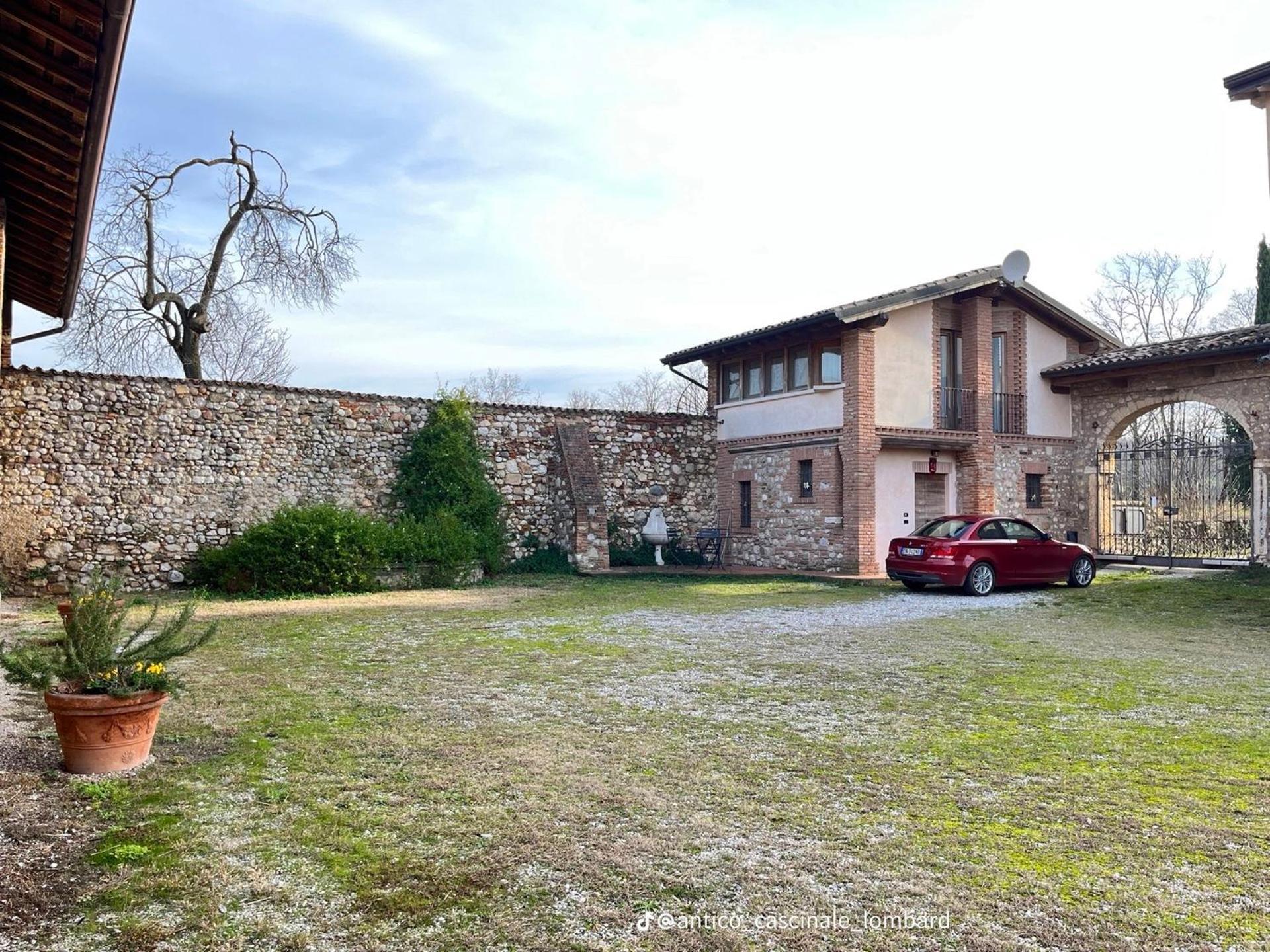 Bed and Breakfast Antico Cascinale Lombardo Lonato del Garda Exterior foto